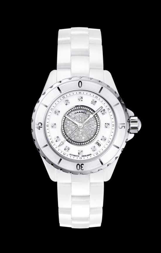 シャネルの腕時計J12のオーバーホールとメンテナンス費用の値段